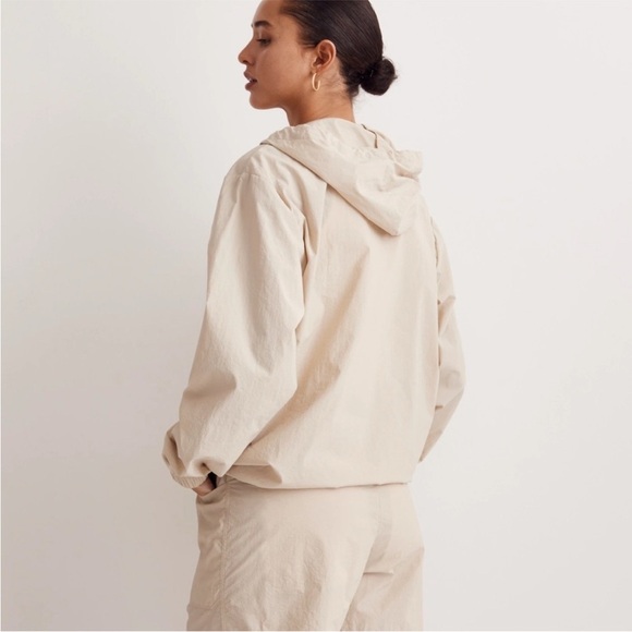 Outdoor Voices RecNylon 1/4 Zip Pullover NWT - Picture 2 of 3